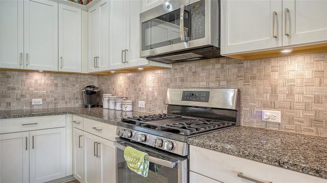 236 ALENTO COURT, Nokomis, FL 34275