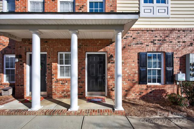 15208 Loire Valley Street, Charlotte, NC 28277