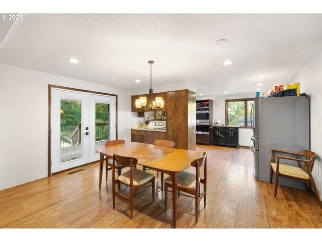 18489 S FERGUSON Rd, Oregon City, OR 97045