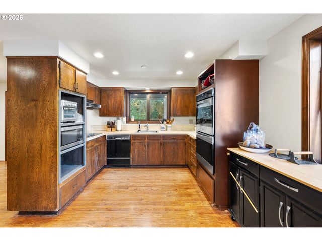 18489 S FERGUSON Rd, Oregon City, OR 97045