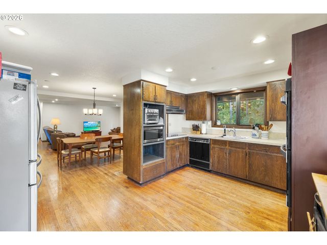 18489 S FERGUSON Rd, Oregon City, OR 97045