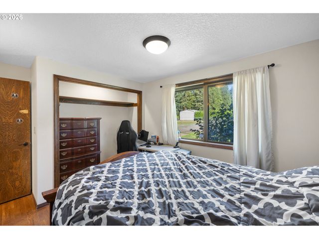 18489 S FERGUSON Rd, Oregon City, OR 97045