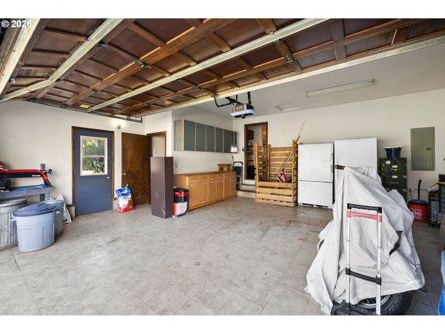 18489 S FERGUSON Rd, Oregon City, OR 97045