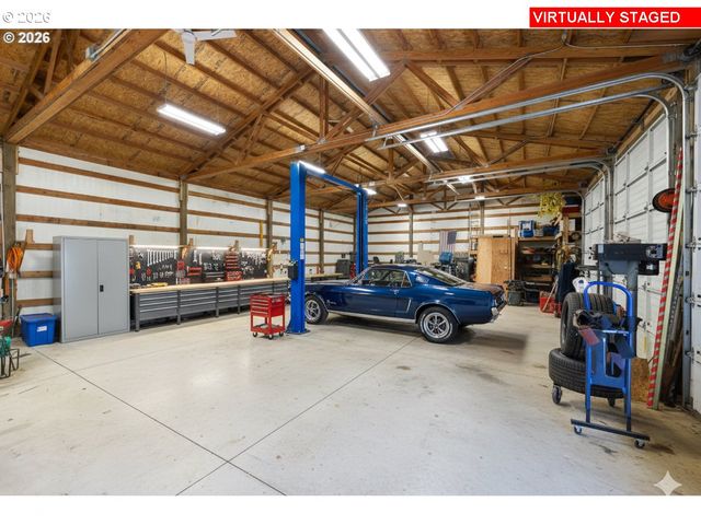 18489 S FERGUSON Rd, Oregon City, OR 97045