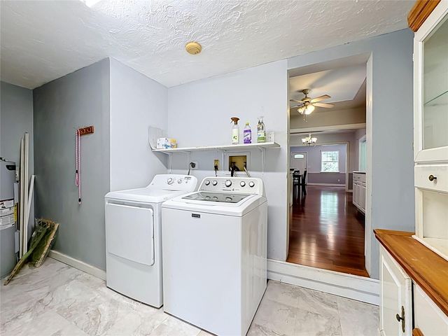 2115 S 55TH AVENUE E, Bradenton, FL 34203