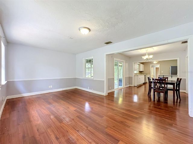 2115 S 55TH AVENUE E, Bradenton, FL 34203