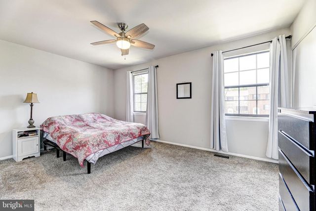 13 KEEN MILL CT, Catonsville, MD 21228