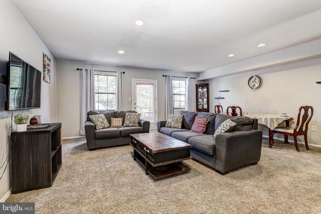 13 KEEN MILL CT, Catonsville, MD 21228