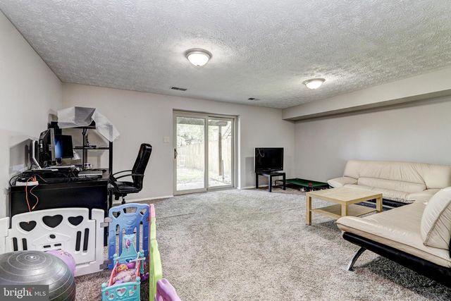 13 KEEN MILL CT, Catonsville, MD 21228