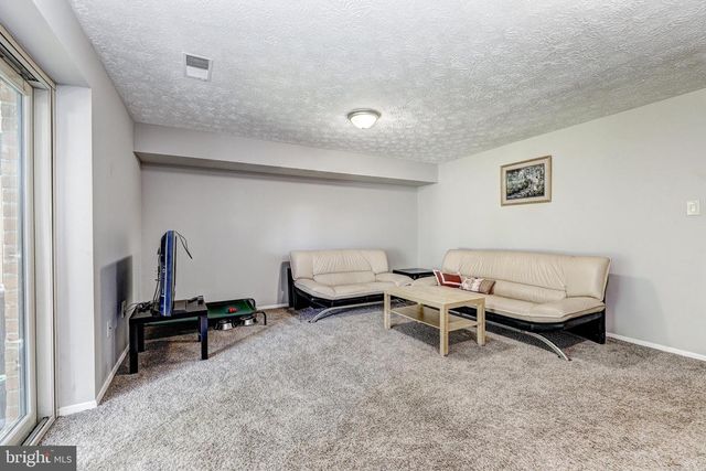 13 KEEN MILL CT, Catonsville, MD 21228