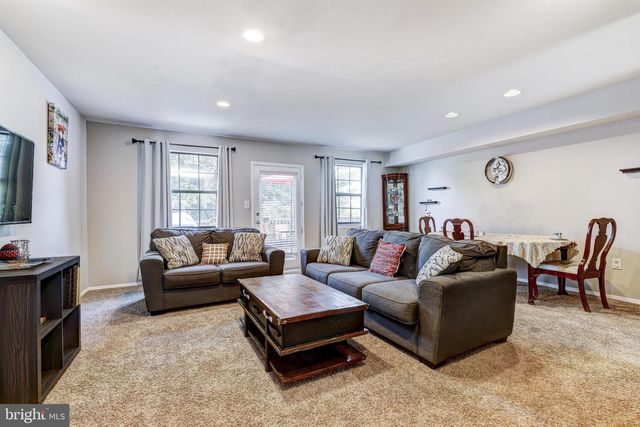 13 KEEN MILL CT, Catonsville, MD 21228
