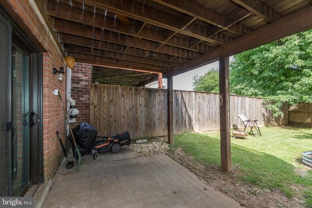13 KEEN MILL CT, Catonsville, MD 21228