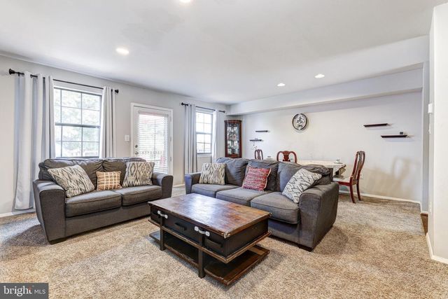 13 KEEN MILL CT, Catonsville, MD 21228