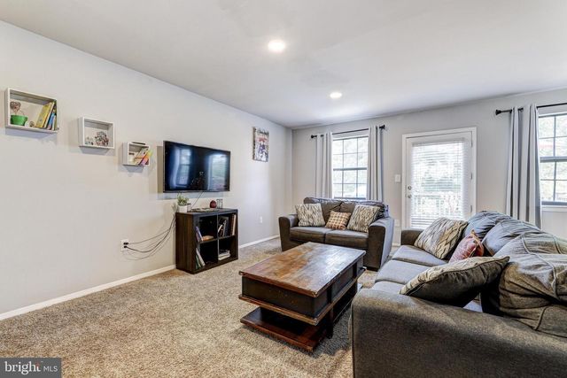 13 KEEN MILL CT, Catonsville, MD 21228