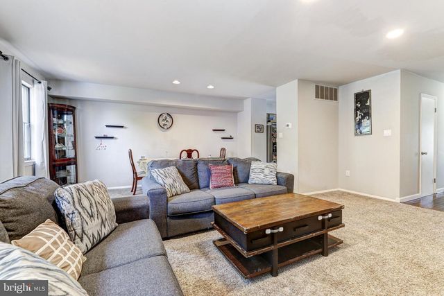 13 KEEN MILL CT, Catonsville, MD 21228