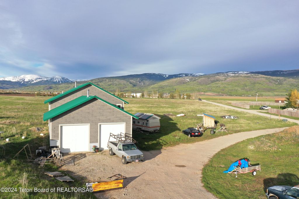 840 E 350 S, Driggs, ID 83422 photo 2