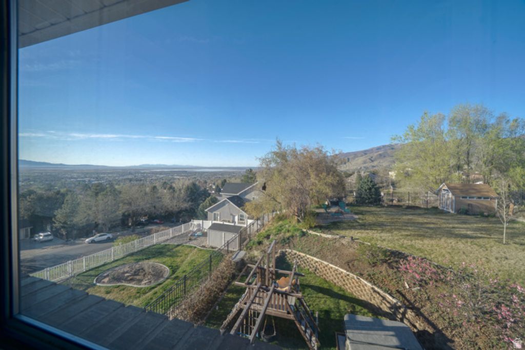 Image 30 of property listing at 761 E SAN SIMEON WAY, Bountiful, UT 84010