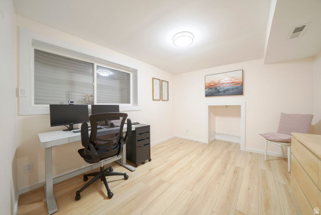 Image 38 of property listing at 761 E SAN SIMEON WAY, Bountiful, UT 84010