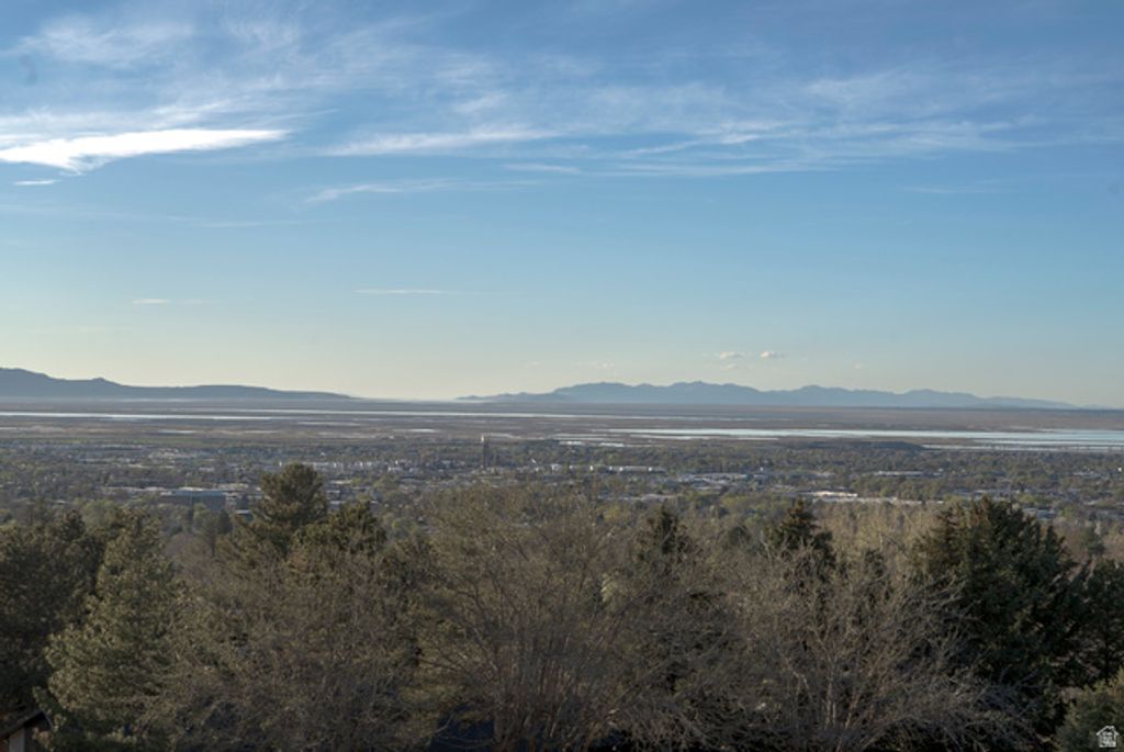 Image 42 of property listing at 761 E SAN SIMEON WAY, Bountiful, UT 84010