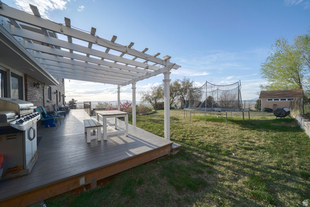 Image 48 of property listing at 761 E SAN SIMEON WAY, Bountiful, UT 84010