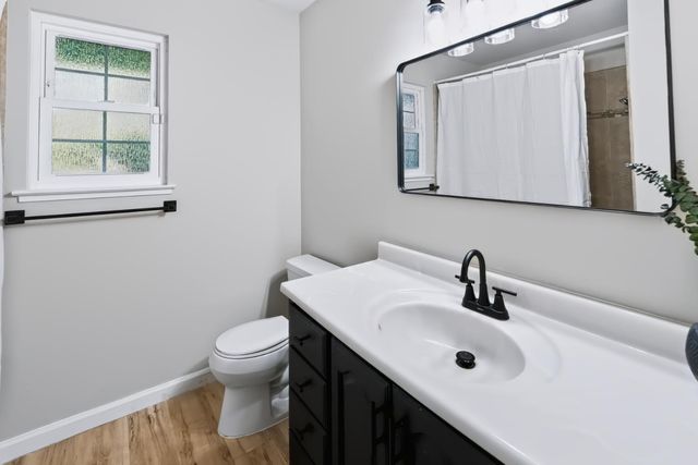 2386 Stanford Avenue, Clovis, CA 93611