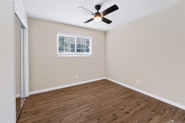 2386 Stanford Avenue, Clovis, CA 93611