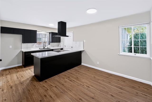 2386 Stanford Avenue, Clovis, CA 93611