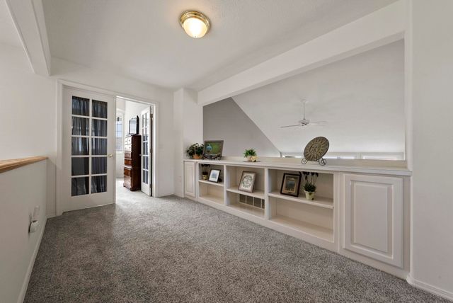 9019 N Rossmoor Ct, Spokane, WA 99208