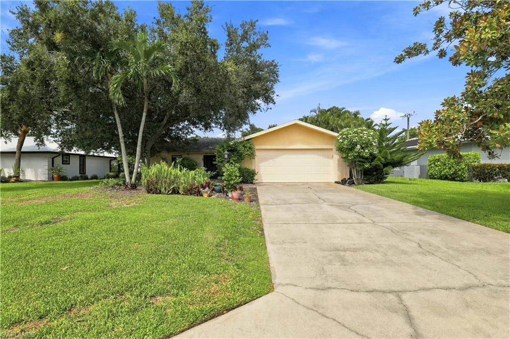 4448 Beechwood Lake DR, NAPLES, FL 34112 — photo 2