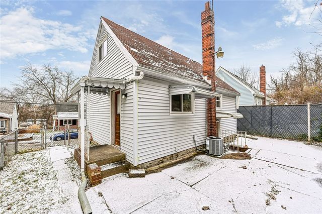 114 JAMES STREET, North Versailles, PA 15137