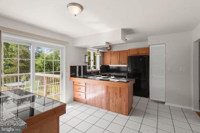 5773 OAKLAND RD, Sykesville, MD 21784