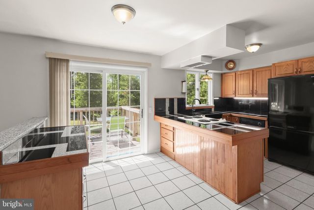 5773 OAKLAND RD, Sykesville, MD 21784