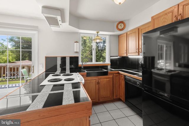 5773 OAKLAND RD, Sykesville, MD 21784