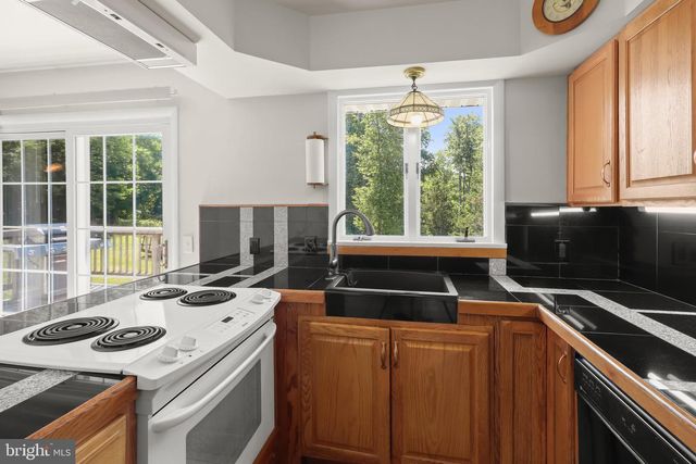 5773 OAKLAND RD, Sykesville, MD 21784