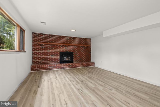 5773 OAKLAND RD, Sykesville, MD 21784