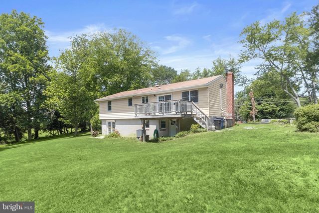 5773 OAKLAND RD, Sykesville, MD 21784