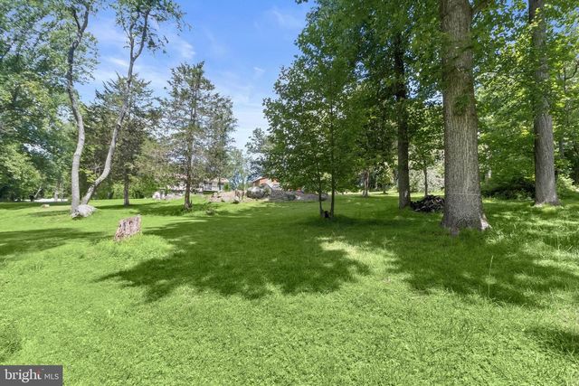 5773 OAKLAND RD, Sykesville, MD 21784
