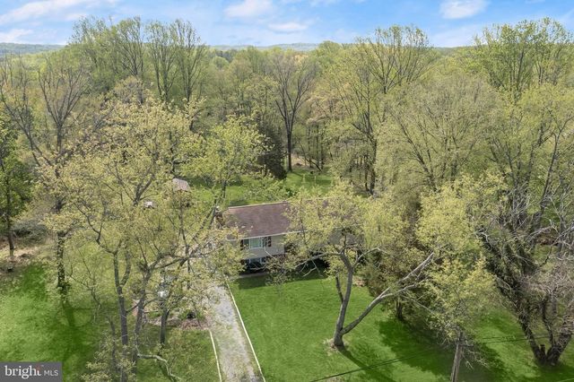 5773 OAKLAND RD, Sykesville, MD 21784