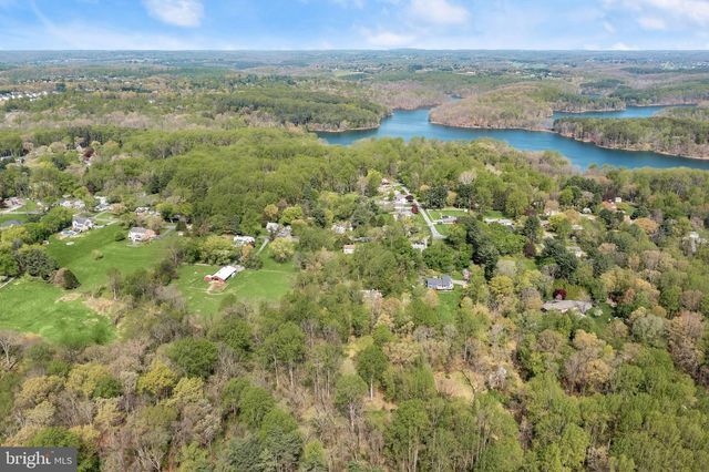 5773 OAKLAND RD, Sykesville, MD 21784