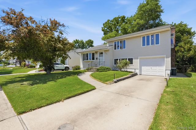 3547 Northview Avenue, Wantagh, NY 11793