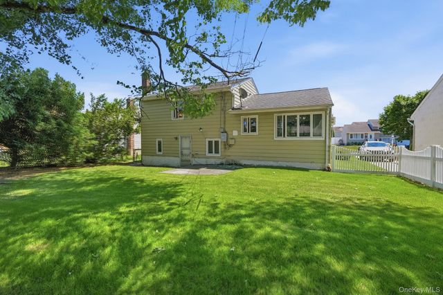 3547 Northview Avenue, Wantagh, NY 11793