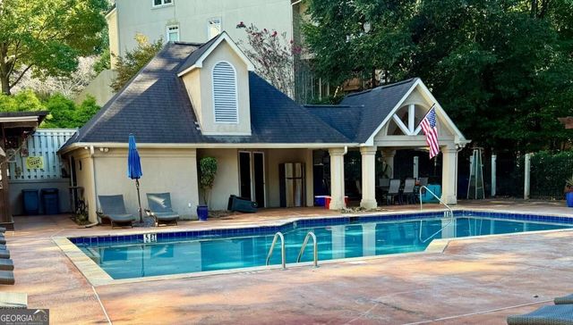 2544 Oakwood Trace SE, Smyrna, GA 30080
