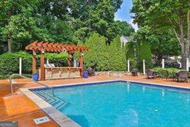 2544 Oakwood Trace SE, Smyrna, GA 30080