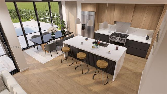 555 Catalonia Ave, Coral Gables, FL 33134