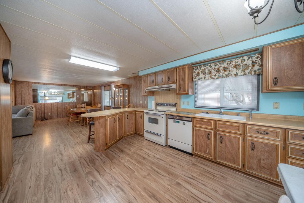 1205 E Lyons Rd, Spokane, WA 99208 photo 9