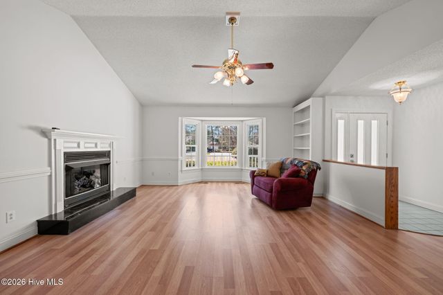 205 Dobbs Spaight Road, New Bern, NC 28562