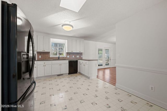 205 Dobbs Spaight Road, New Bern, NC 28562