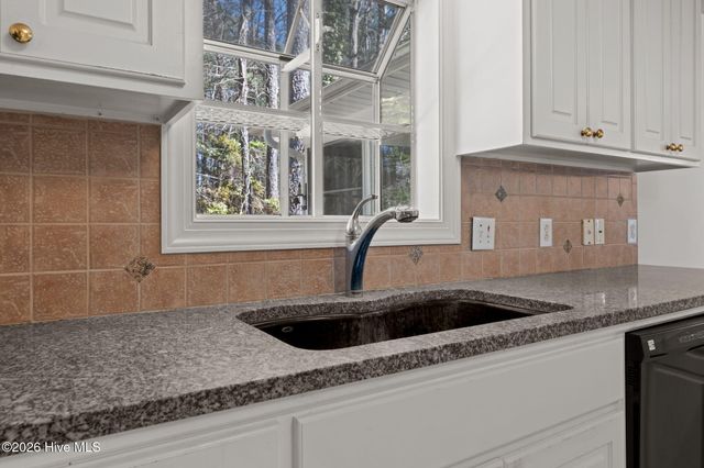 205 Dobbs Spaight Road, New Bern, NC 28562