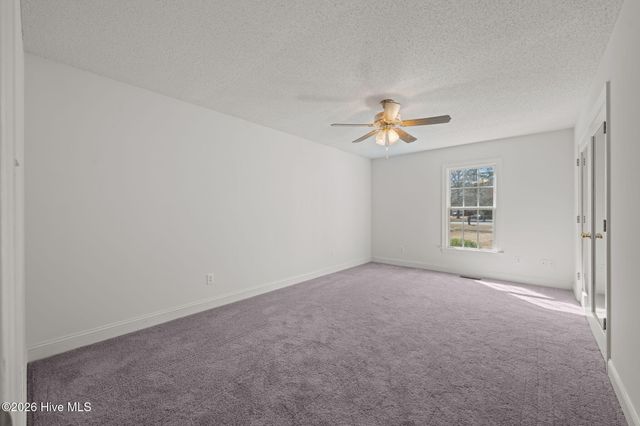 205 Dobbs Spaight Road, New Bern, NC 28562