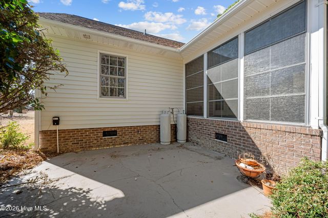 205 Dobbs Spaight Road, New Bern, NC 28562